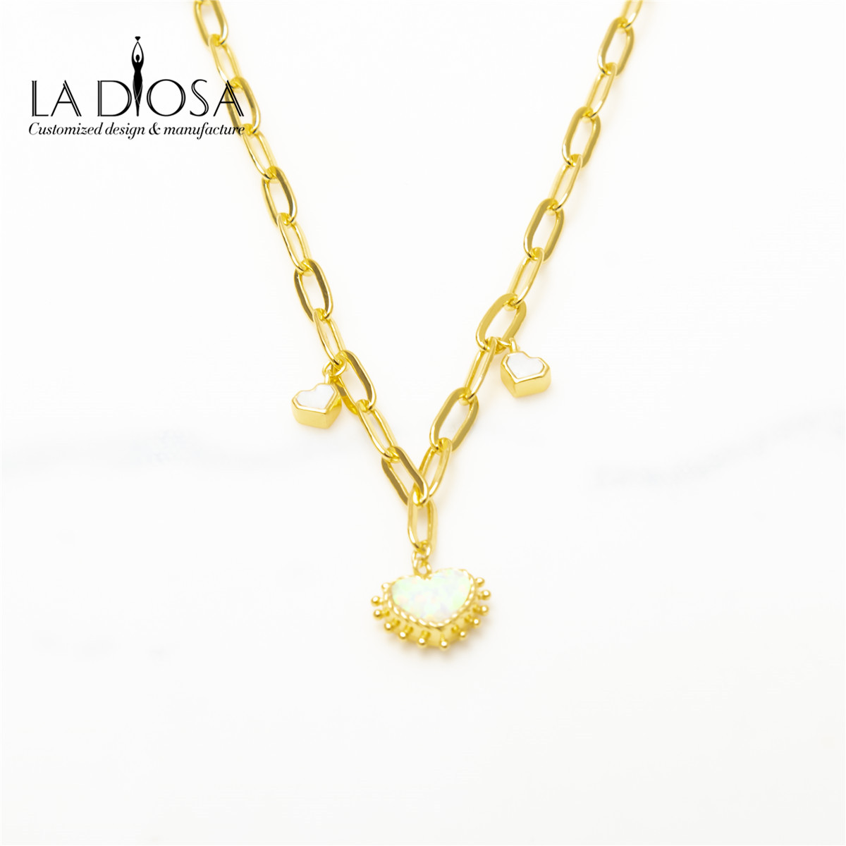 DD20071 18KGold opal 01